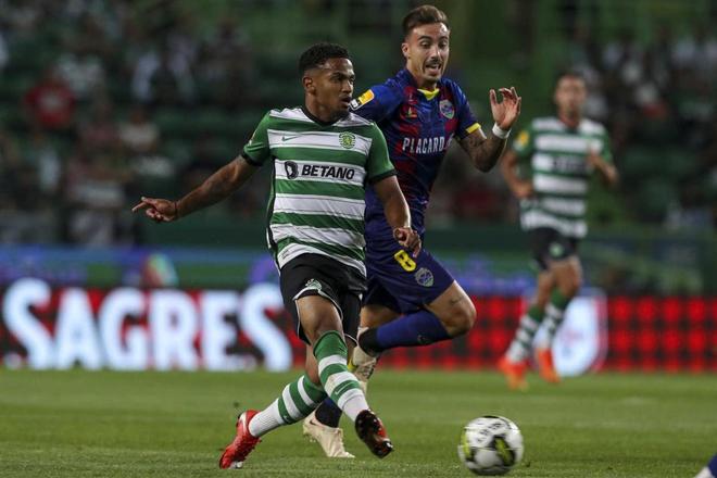 开云在线入口 -费耶诺德赛前扳平良机，志在葡超名次提升，更衣室稳定，医务组通报恢复的简单介绍